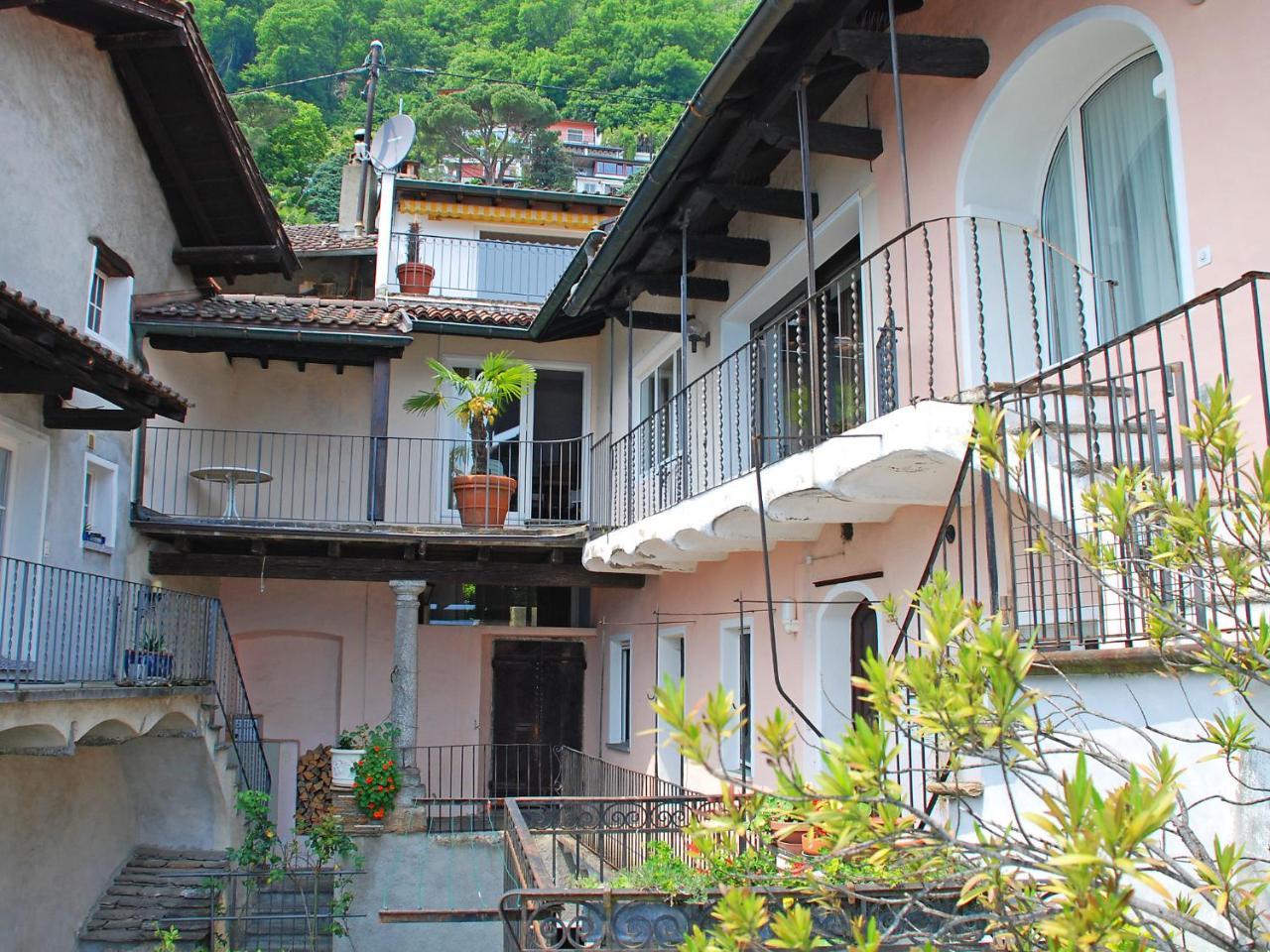 Apartment Casa Schalom-2 By Interhome ロンコ・ソプラ・アスコナ エクステリア 写真